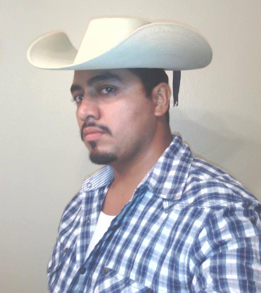 Suspect Cesar Colin Photo 2