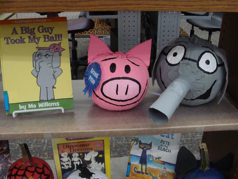 Elephant and Piggie Pumpkins